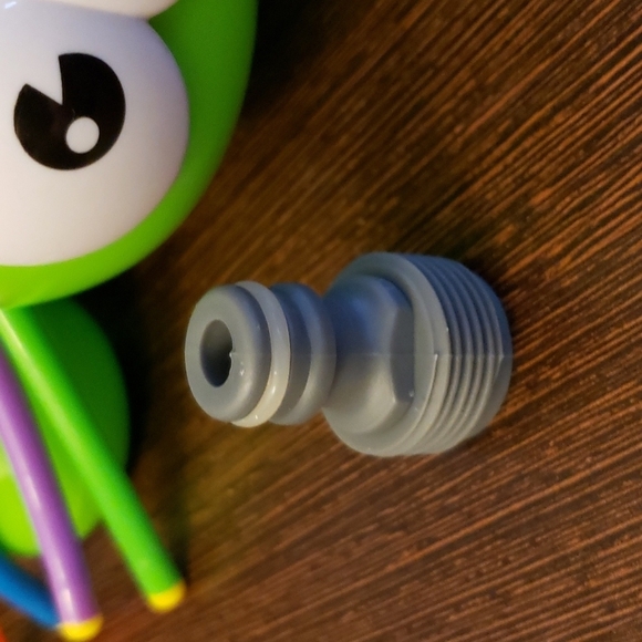 Splash Spinning Tortoise Sprinkler - Picture 6 of 9